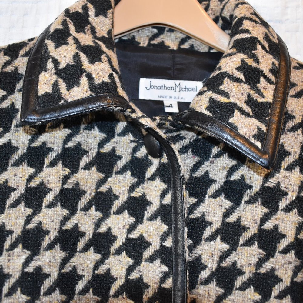 Jonathan Michaels Black/Tan Winter Coat with Belt and finished with Leather Trim